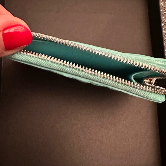 Tiffany & Co. Tiffany Blue Leather Zippered Wallet (slim) - Picture 4 of 5